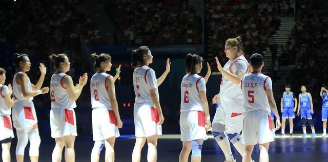 宫鲁鸣该考, 宫鲁鸣指导, 了上海女篮