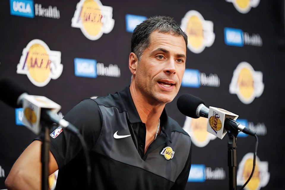 幕战第三节, 在我看来詹 幕战第三节, 在我看来詹